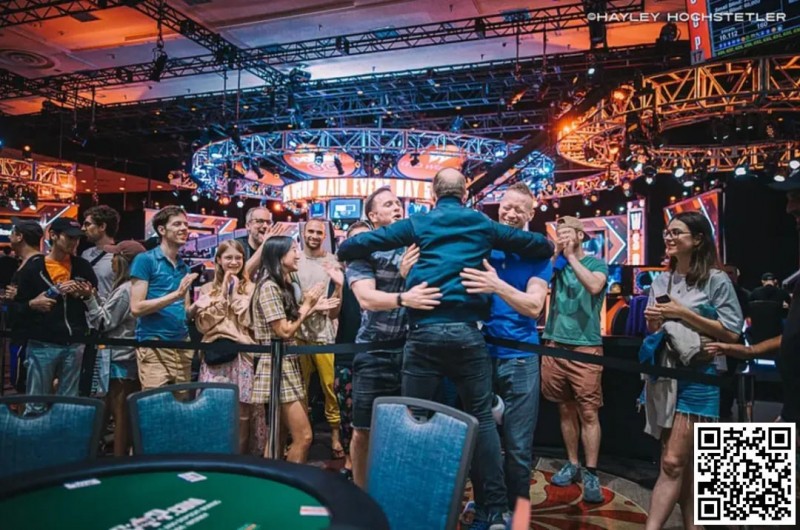 【红龙扑克】2024WSOP｜Adrian Mateos主赛Day5爆冷出局 Ren Lin、丁彪等华人选手成功晋级