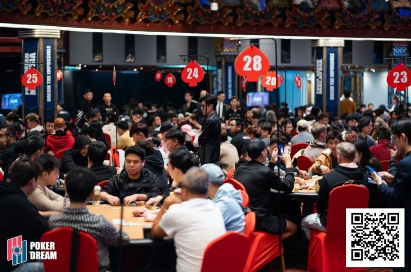 【红龙扑克】PD15吉隆坡站圆满落幕 | 中国包揽主赛冠亚军！福建选手李少帅拿下PD大金龙奖杯，徐航获亚军