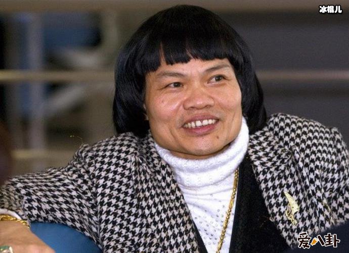 【红龙扑克】叶竞生老婆是谁? 天生貌丑成优势曾因破产被老婆抛弃