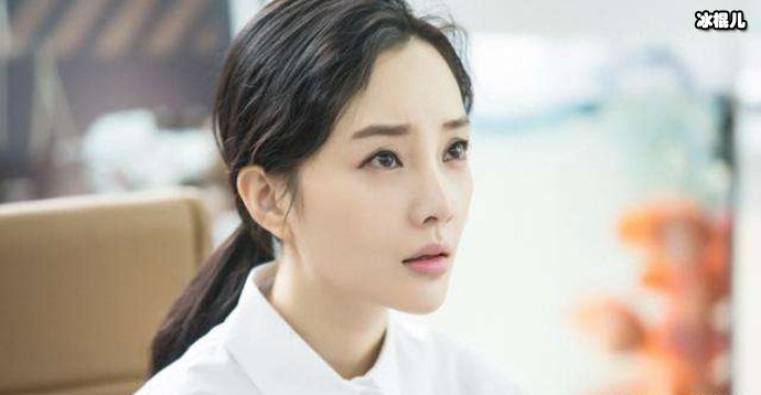 【红龙扑克】李小璐准备复出了？她还能挽回网友心中形象!