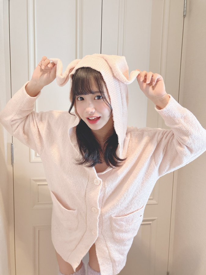 【红龙扑克】花乃春日(花乃はるひ)出道作品番号及封面，花乃春日个人简介