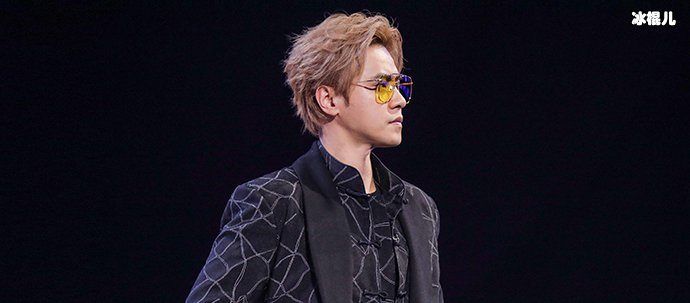 【红龙扑克】罗志祥潘玮柏两人作为多年好友互黑 网友喊话其塑料友情