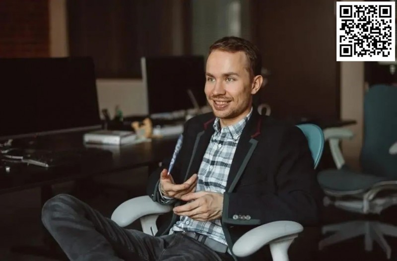 【红龙扑克】趣闻 | Oleg Ostroumov透露了他如何创建第一个扑克解算器并在23岁时赚了50万美元