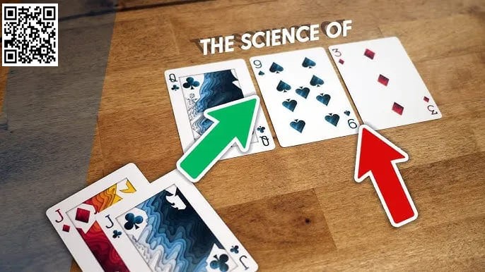 【红龙扑克】玩法：拿着JJ，当翻牌发出一张Q、K或A时，该怎么打