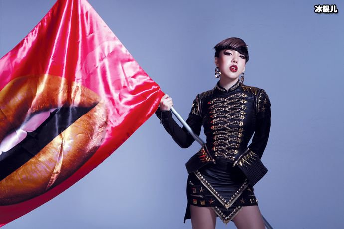 【红龙扑克】吴莫愁的老公是谁? 网传吴莫愁隐婚!