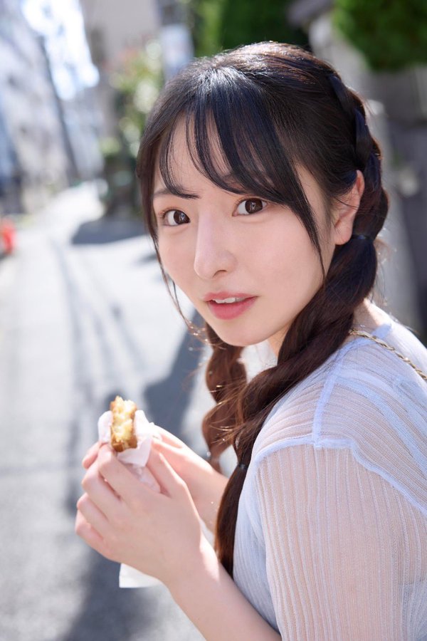 【红龙扑克】平山羽那出道作品番号及封面,平山羽那个人简介