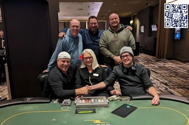 【红龙扑克】四条A撞上皇家同花顺，又开出近百万美元爆冷大奖！