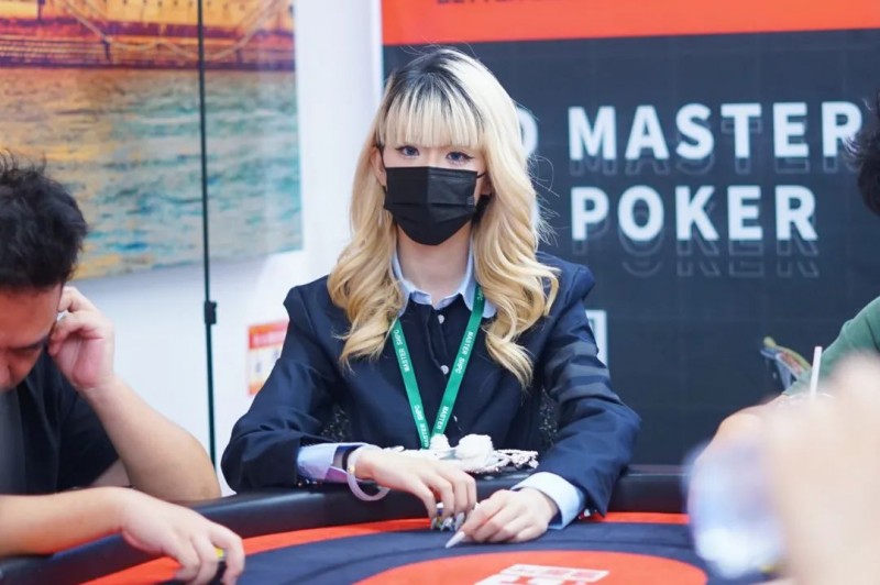 【红龙扑克】2023上海杯SHPC®秋季赛 |主赛A组157人次参赛42人晋级，祝恺31.6万记分登顶CL宝座