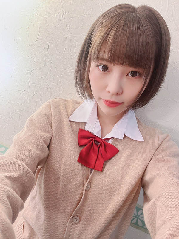 【红龙扑克】最新推荐！H CUP原石巨乳妹《月乃雏》最新作品介绍……