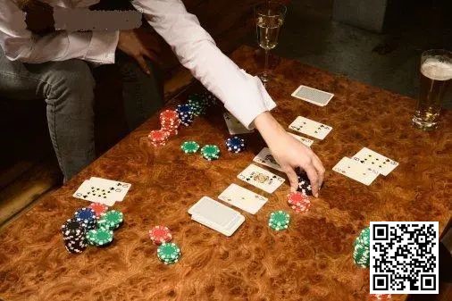 【红龙扑克】教学：学会这六点基础知识，离德州扑克职业玩家更进一步