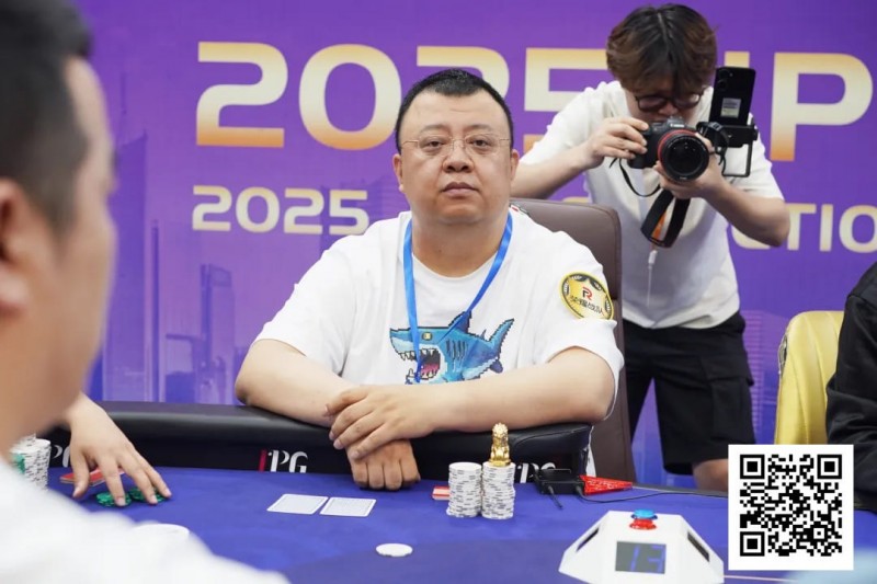 【红龙扑克】孤狼入狼群 新手到季军！白如冰在荣耀战队展翅高飞 扑克赛场大展锋芒