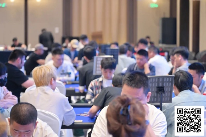 【红龙扑克】2025阳羡智竞嘉年华 | 扑克、象围棋三线并行谱写智竟新篇章!主赛A组65人参赛15人晋级翟承琦24.75万领跑