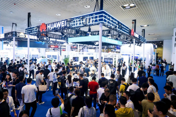 华为擎云参展中国医院信息网络大会 以创新科技推动医疗智慧转型 【红龙扑克】华为擎云参展中国医院信息网络大会 以创新科技推动医疗智慧转型