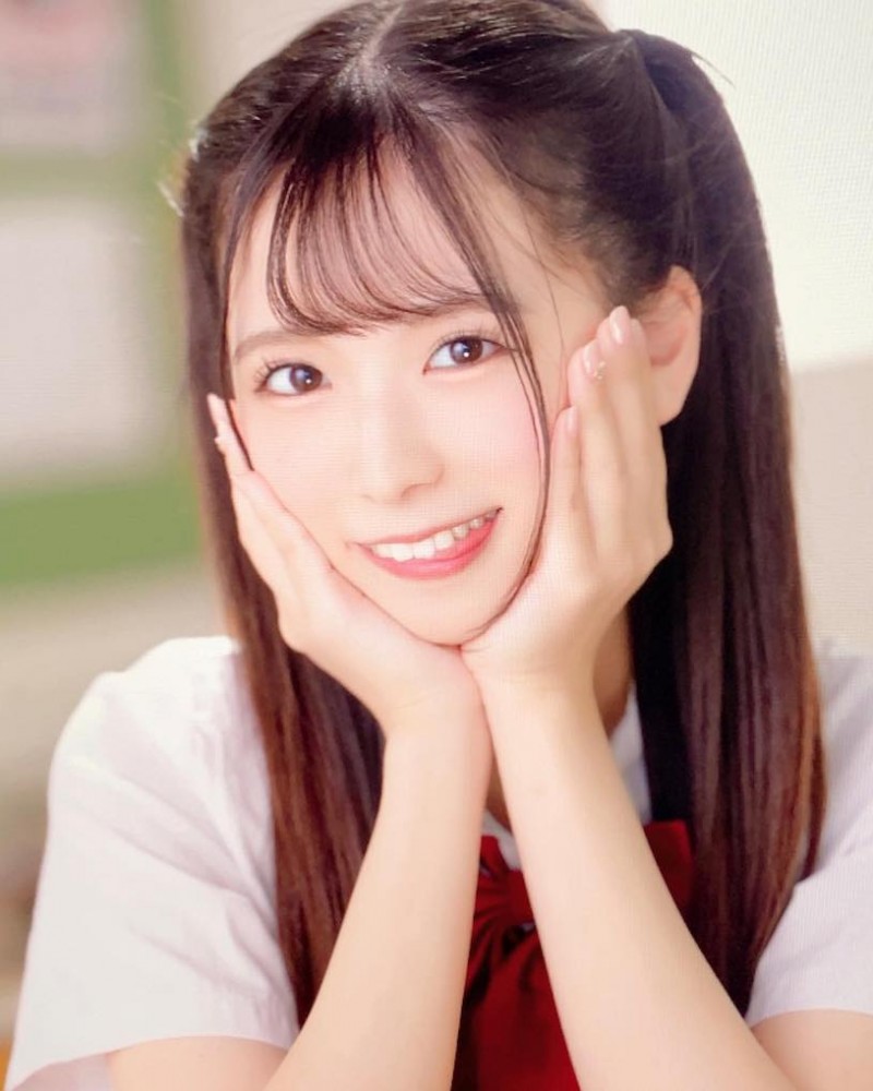 【红龙扑克】最新推荐！纯情感制服妹子《天音唯》精选作品介绍……