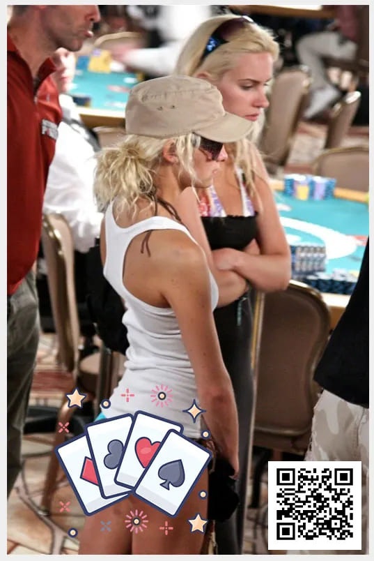 【红龙扑克】当色相成为牌桌通行证,谁是真正的赢家?