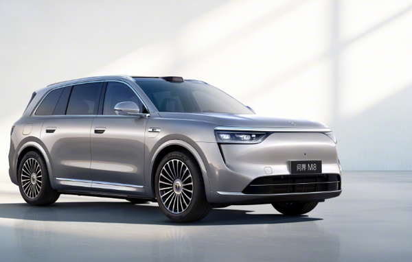 【红龙扑克】2025第22周30万以上车型销量排名：问界M8险胜宝马3系