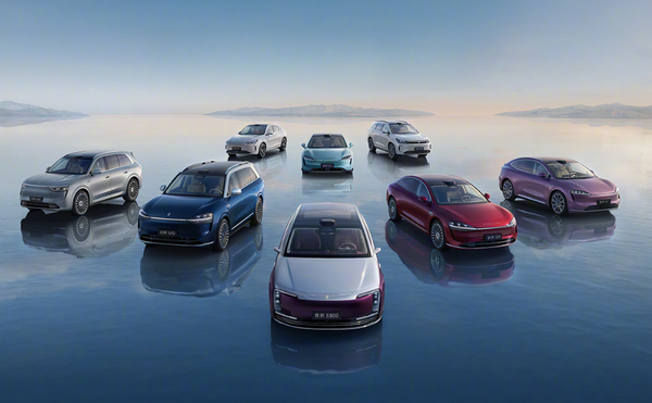 【红龙扑克】三大新势力车企上周订单数据曝光：鸿蒙＞小鹏＞零跑