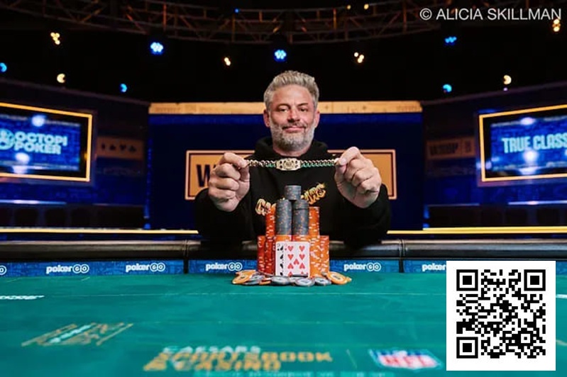 【红龙扑克】2025WSOP | 国人Zhang Xinwen赛事34斩获季军，杨崇贤在50K豪客赛进入十强