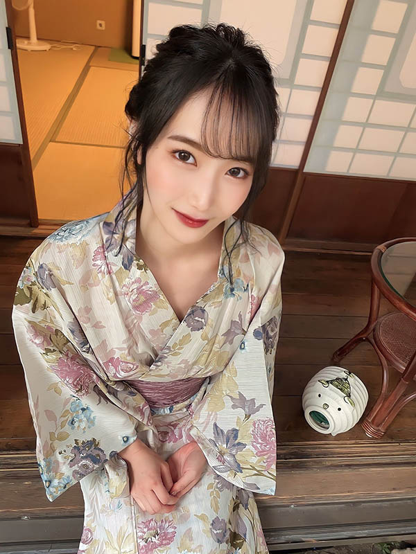 【红龙扑克】最新推荐！神臀美少女《神木真秀》精选作品介绍……