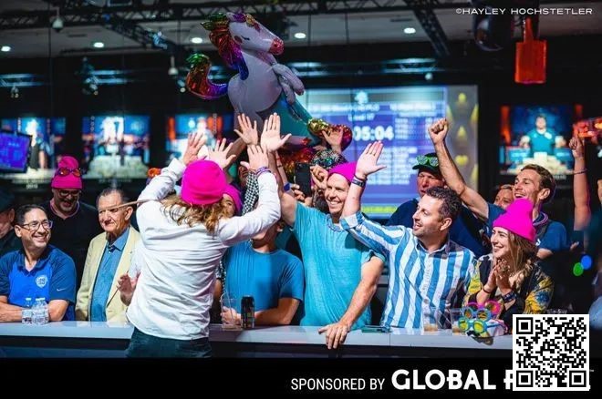 【红龙扑克】牌局分析：AA翻前全压后提前庆祝，被A2逆转“教做人”