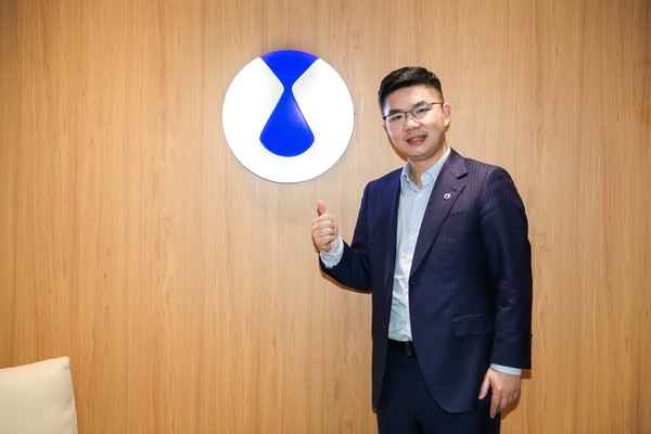 【红龙扑克】赵长江发长文告别岗位 即将卸任腾势事业部总经理