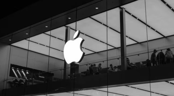 【红龙扑克】苹果胜诉在望：巡回法院批NLRB程序错误 支持公司立场