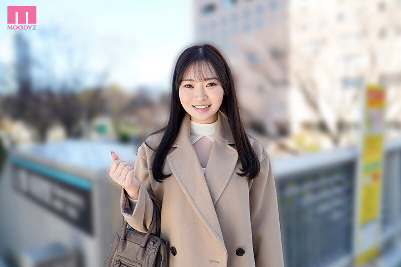 【红龙扑克】[MIFD-651]八头身和颜美人！在飞机上欲望爆发的纯白空姐指原美奈下海了！