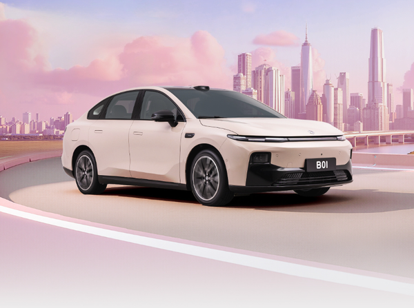 【红龙扑克】零跑B01正式上市 零百加速最低6.4秒 8.98万元起售