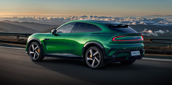 【红龙扑克】外媒预测：小米电动汽车销量或在2026年超越特斯拉