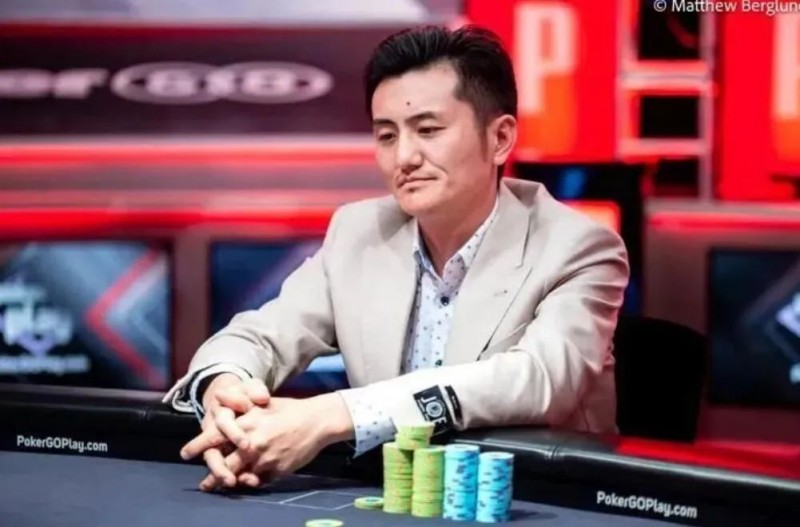 【红龙扑克】2023 WSOP：中国选手茅人及闯入WSOP 800刀深筹赛单挑，明天冲击金手链