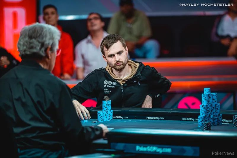 【红龙扑克】WSOP大瓜!25万刀豪客赛第三名疑似作弊,极力否认但TM很可疑!