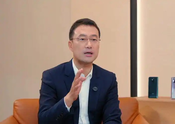 【红龙扑克】华为鸿蒙应用开发者激励计划发布 何刚：总奖金超亿元