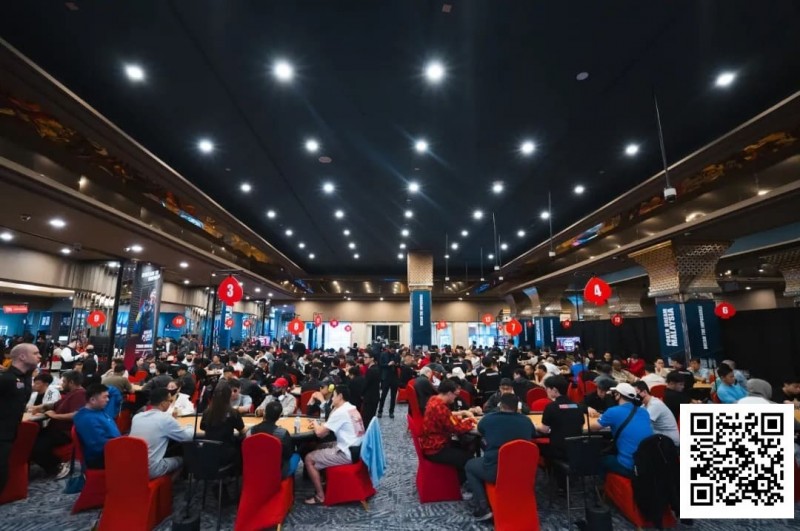 【红龙扑克】PD18吉隆坡 | 最后24强晋级主赛决赛圈 中国选手白云鹏以548w记分牌称霸决赛！