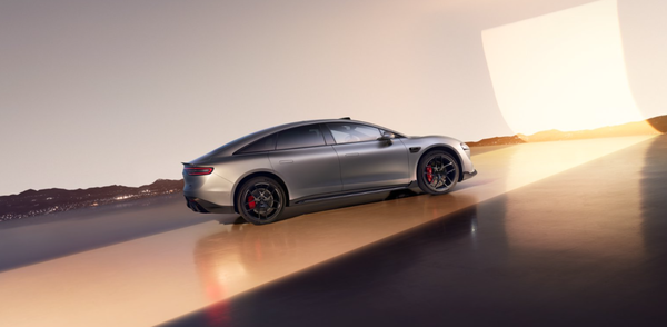 【红龙扑克】余承东称智界新S7运动套件免费送