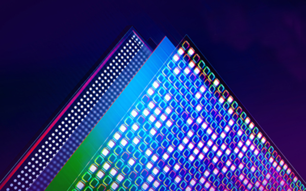 【红龙扑克】机构：2028年中国大陆显示屏产能份额将增长至75%