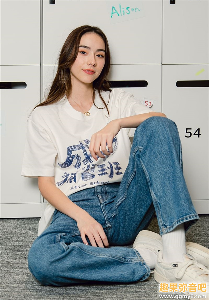 【红龙扑克】小许玮宁林奕岚《成功》激出腐女魂 社恐美眉有容貌焦虑