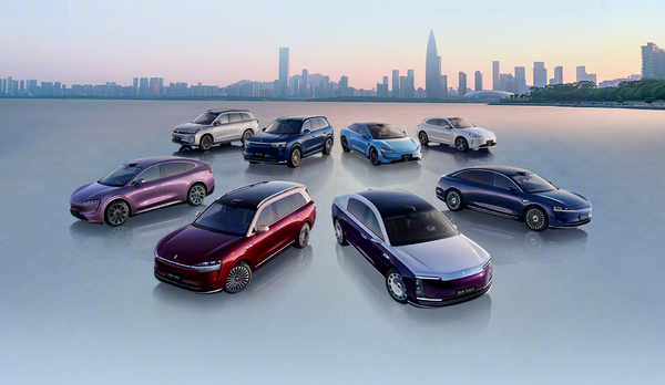 【红龙扑克】车圈掀起&ldquo;打黑风暴&rdquo; 鸿蒙理想处理近千账号只是开始？