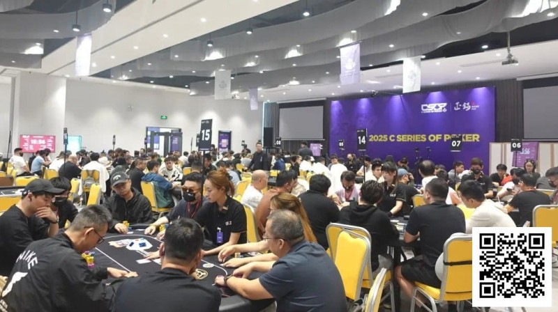 【红龙扑克】CSOP南澳站｜泡沫破裂 63人奖励圈诞生 程鑫290万记分牌领衔10人晋级决赛日，冠军即将诞生！