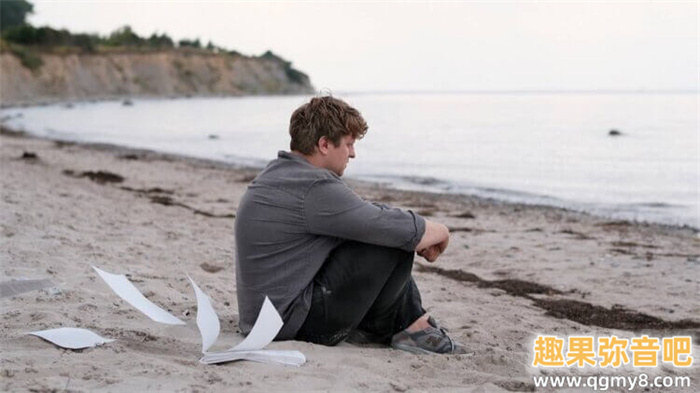 【红龙扑克】《野火蔓延时》影评 愤怒作家的突围之路