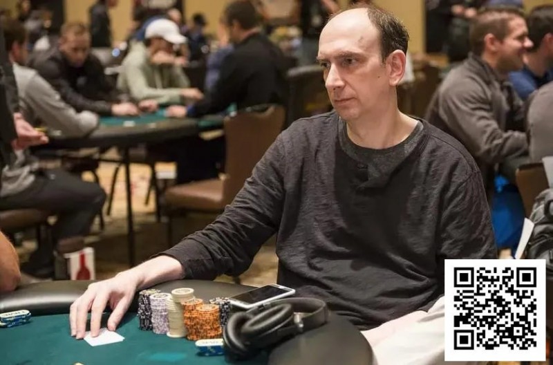 【红龙扑克】为何离开华尔街？是否后悔输给Johnny Chan？扑克活传奇Erik Seidel直面犀利提问