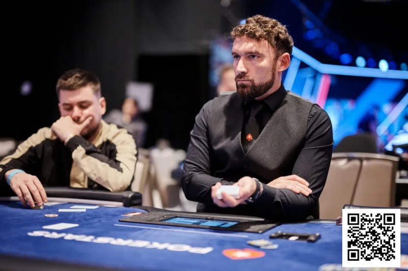 【红龙扑克】讨论 | 当发牌员失误，亮出了你需要的牌，这手牌到底该不该弃？