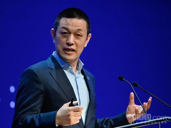 【红龙扑克】蔚来电池科技公司高层调整：李斌由董事长变更为董事