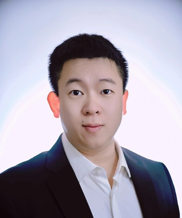 胡豪杰 【红龙扑克】仁新胡豪杰:目前尚无企业可造出“完全类人”机器人