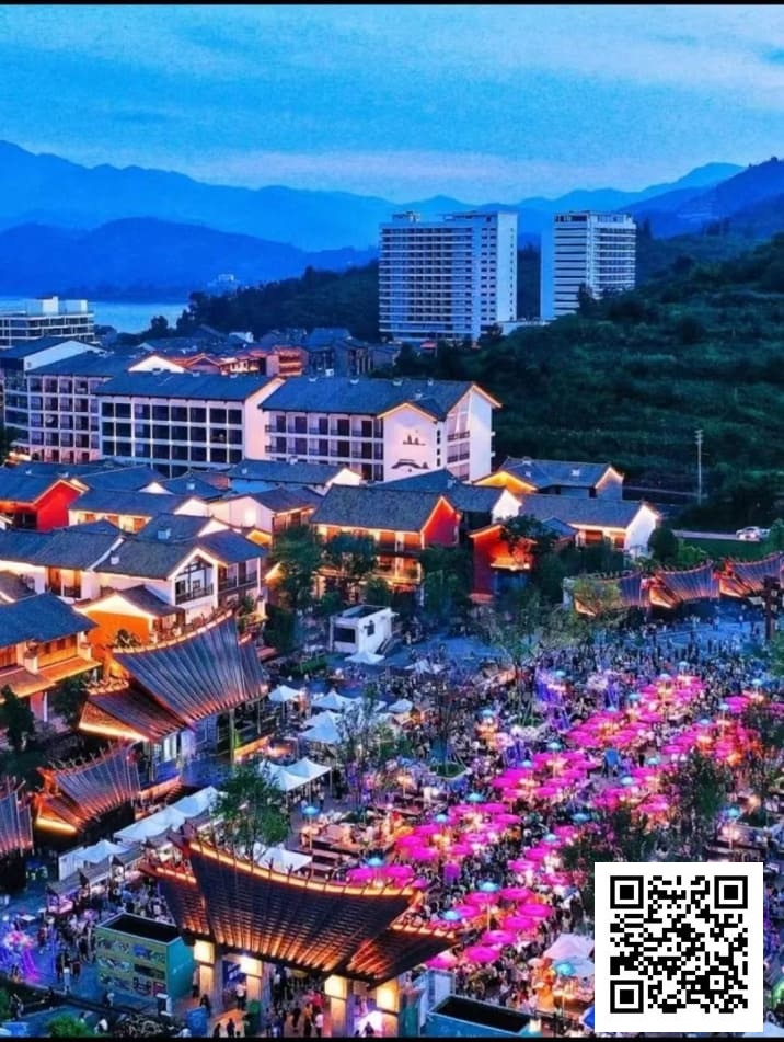 【红龙扑克】抚仙湖深度游｜10个神仙景点串联，解锁云南“小马尔代夫”的N种玩法！