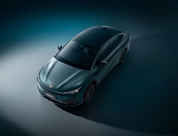 【红龙扑克】大众小鹏合作首款CEA架构车型年底落地 开发周期18个月