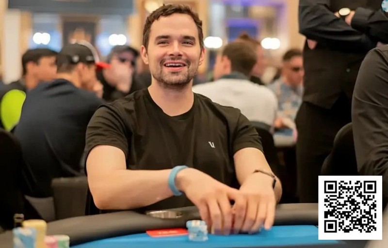 【红龙扑克】Alan Keating手拿27o翻前疯狂4-bet！把WSOP主赛事当常规桌在打的男人…