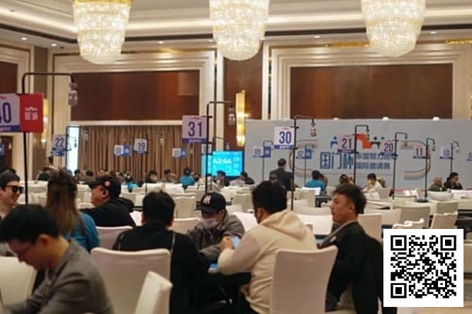 【红龙扑克】国门杯｜海港边城掀起新浪潮！主赛A组争斗战鼓敲响共吸引114人次选手参赛余14人晋级第二轮！女神挑战赛明日靓丽登场！