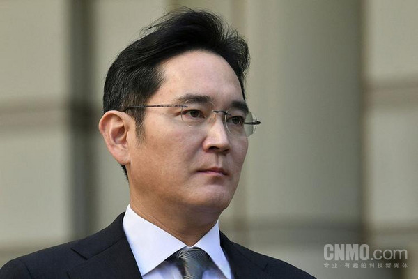 【红龙扑克】三星、现代、SK、LG总裁齐聚 韩企&ldquo;天团&rdquo;将前往中国