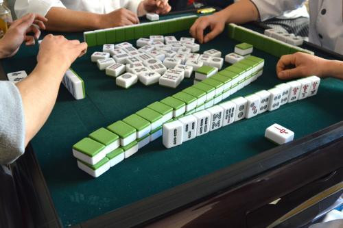 【红龙扑克】一个赌徒的忏悔,现在只愿浪子回头!
