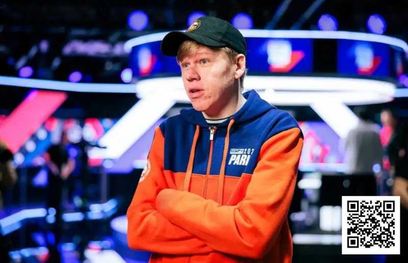 【红龙扑克】280万分之一的概率！小哥在8人桌碰到四家同时击中暗三条！